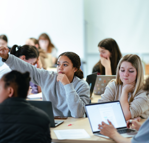 Classe du programme Techniques d'éducation spécialisée au cégep de Saint-Laurent