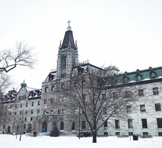 Cégep de Saint-Laurent en hiver