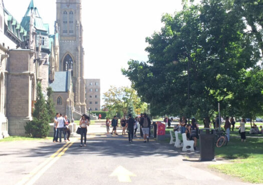 Le campus du cégep de Saint-Laurent