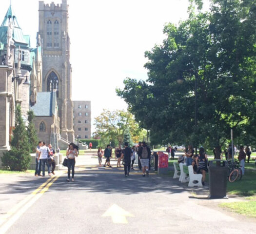 Le campus du cégep de Saint-Laurent