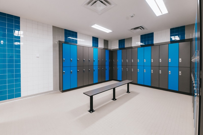 image Les vestiaires du centre sportif font peau neuve !